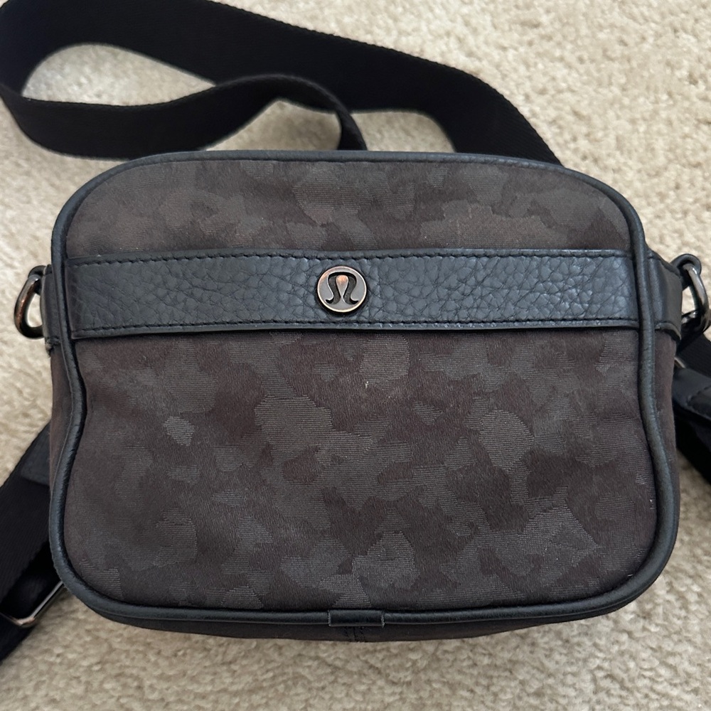 lululemon athletica Brown Crossbody Bag